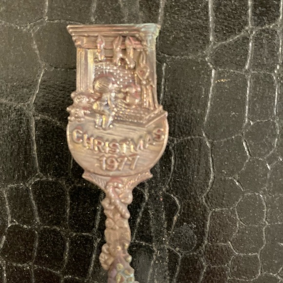 Vintage Christmas spoons - Picture 7 of 10